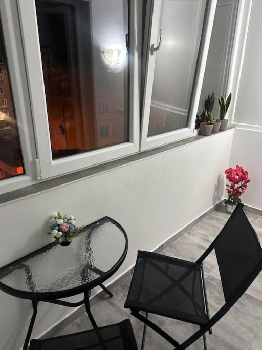 Apartament La Flo Хунедоара Экстерьер фото