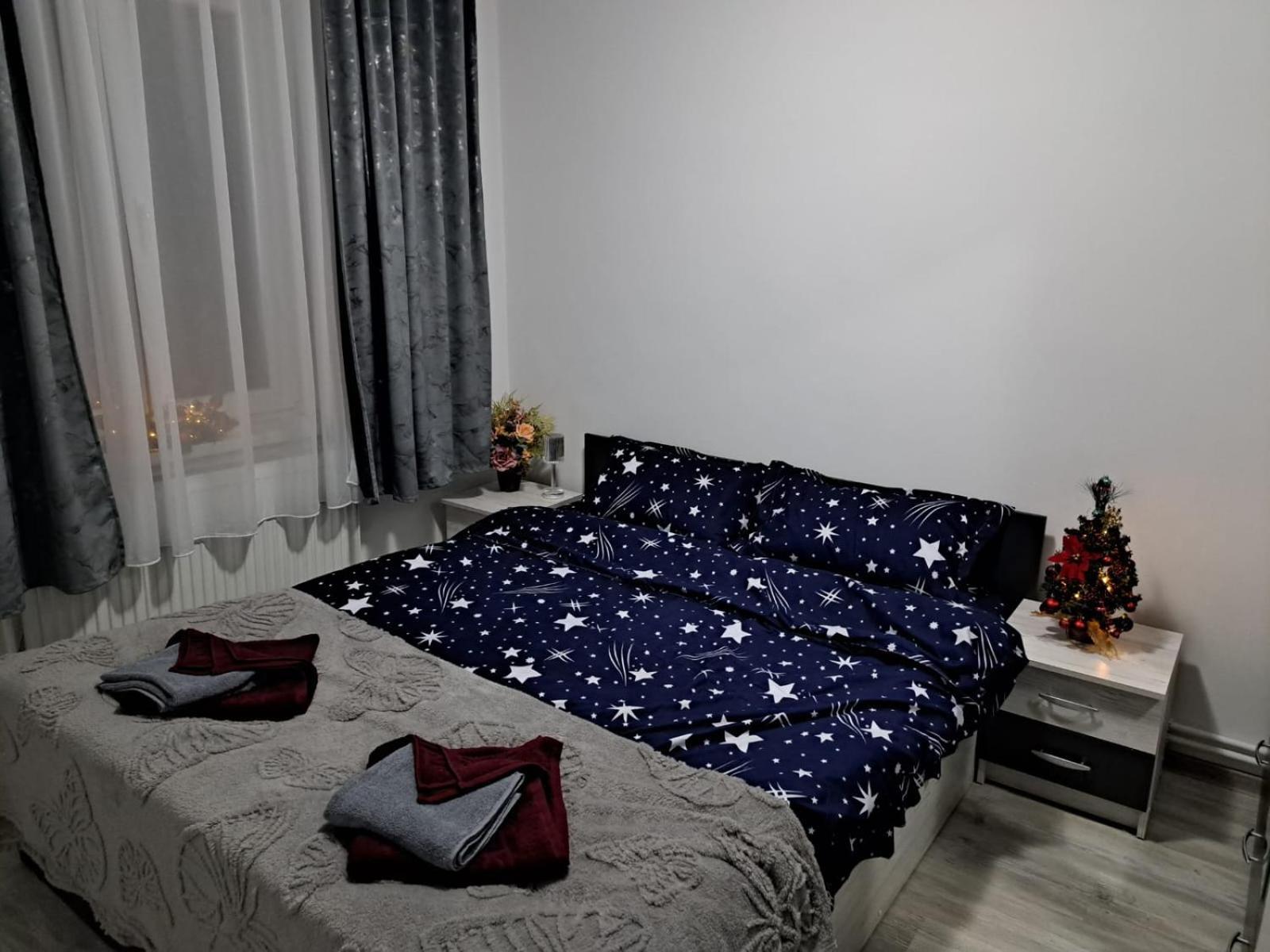 Apartament La Flo Хунедоара Экстерьер фото